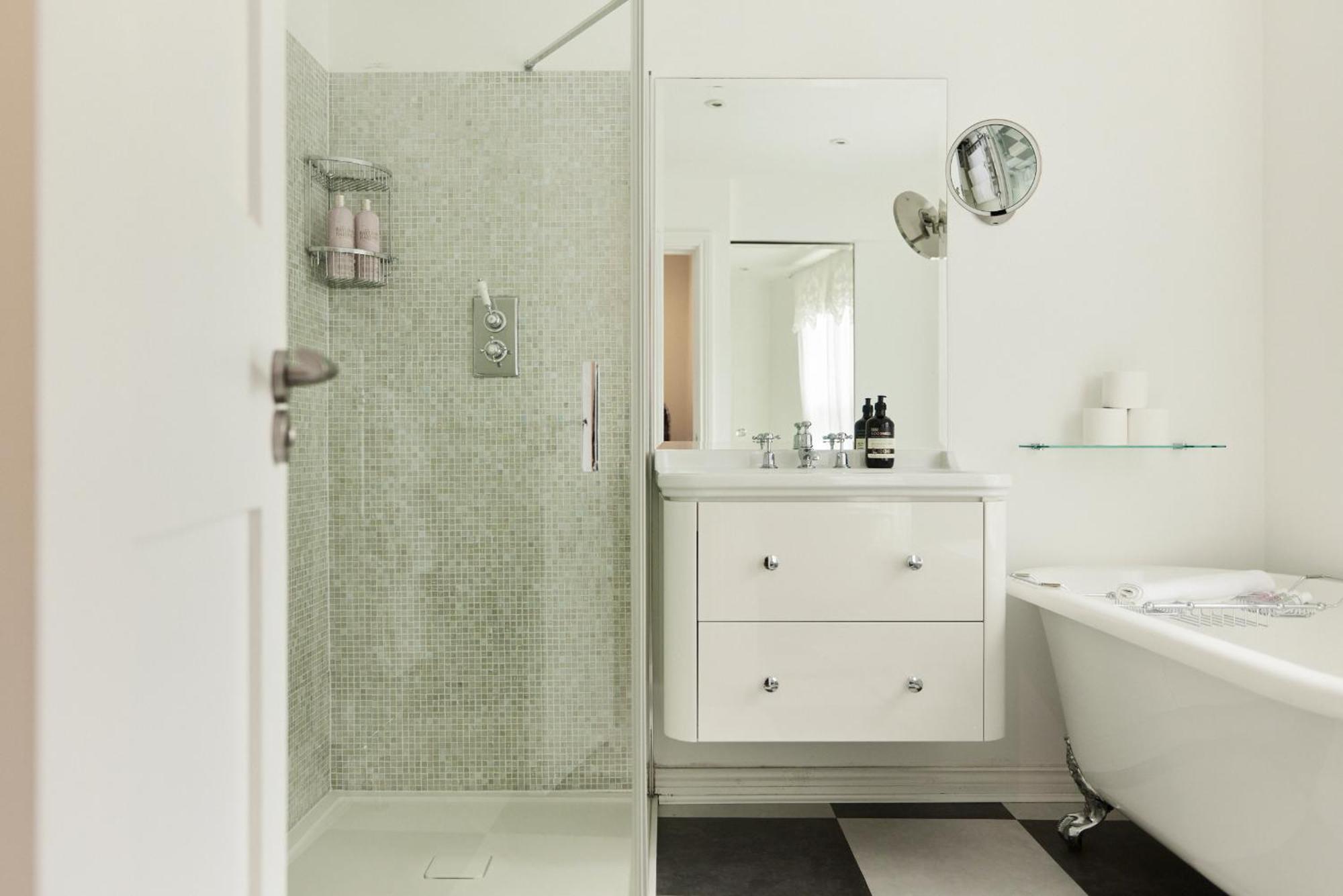 The Designers Suite Kensington - Stylish 1Bdr Flat Лондон Экстерьер фото